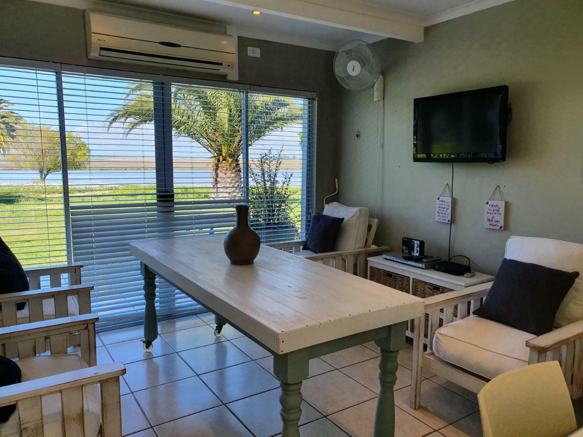Kingfisher By The River - Self Catering Velddrif Extérieur photo